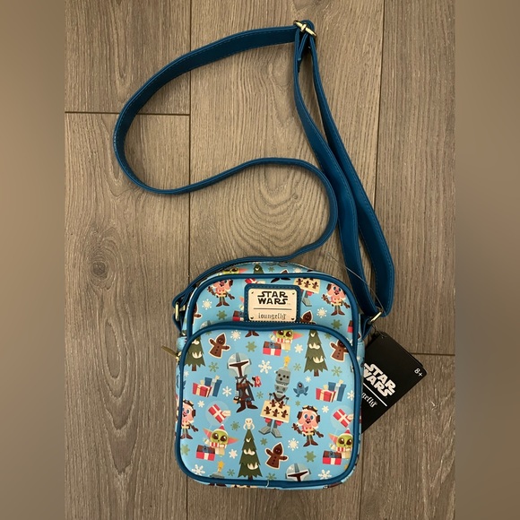 NWT Loungefly Star Wars The Mandalorian Chibi Holiday Faux Leather Crossbody Bag - Picture 12 of 12